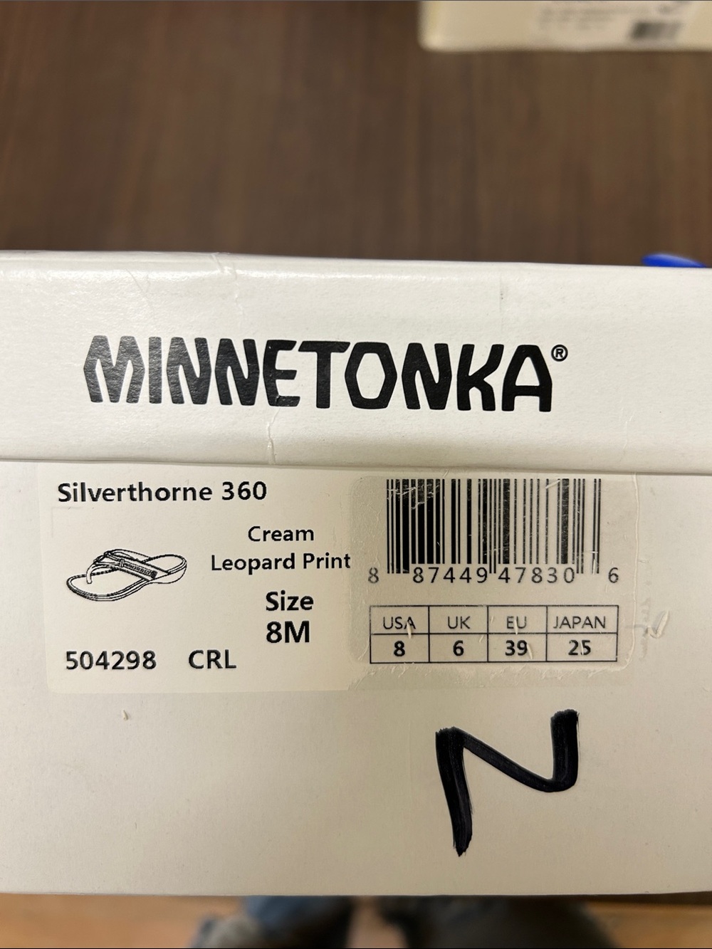 Minnetonka Silverthorne 360 (Cream Leopard Print) - Picture 2 of 3